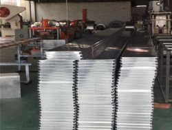江蘇鋁扣板廠家 加油站專(zhuān)用吊頂 高邊防風(fēng)扣板S300